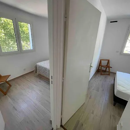 Bord De Avec Garage Menton