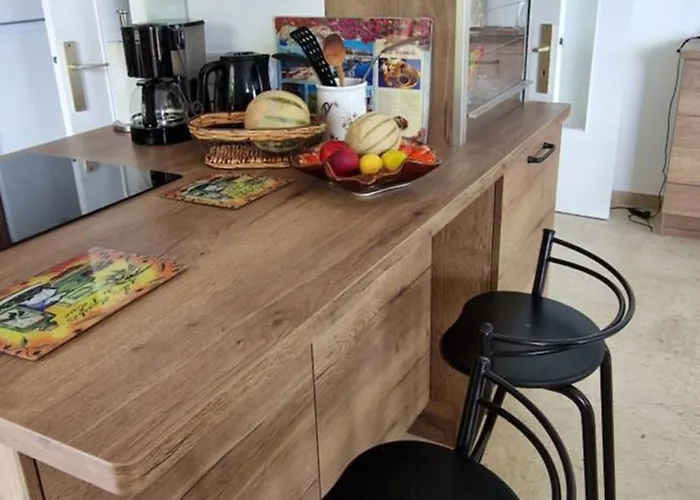 Bord De Avec Garage * Menton