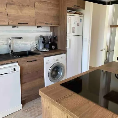 Bord De Avec Garage Menton