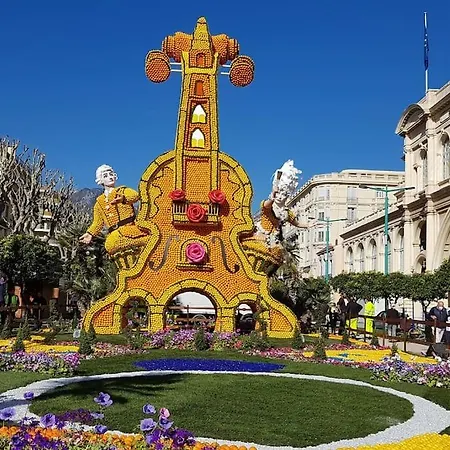 Apartment Bord De Avec Garage Menton