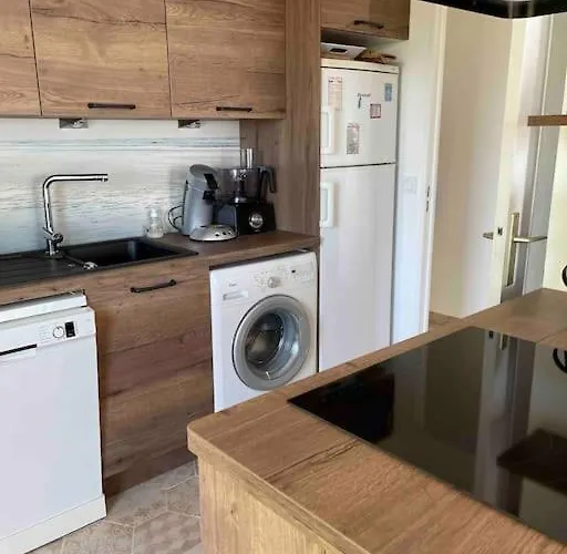 Bord De Avec Garage Menton