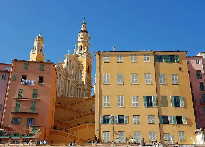 Appartement Bord De Avec Garage