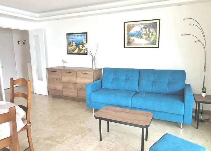 Bord De Avec Garage Apartment *